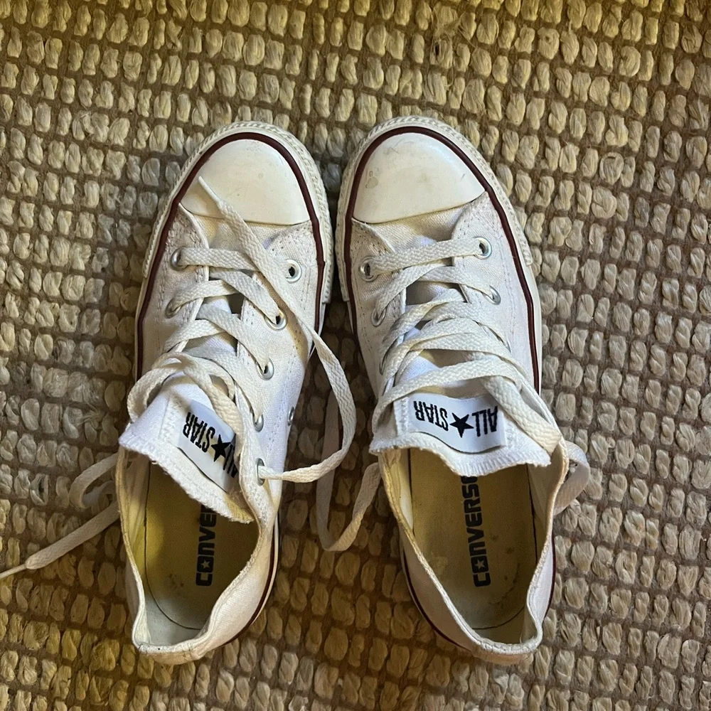 Low Top White Converse - Picture 1 of 4